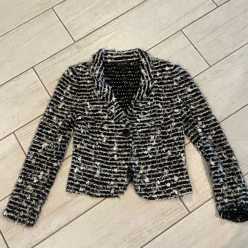 St John Knit Jacket Black and white beautifully textured lots of stretch